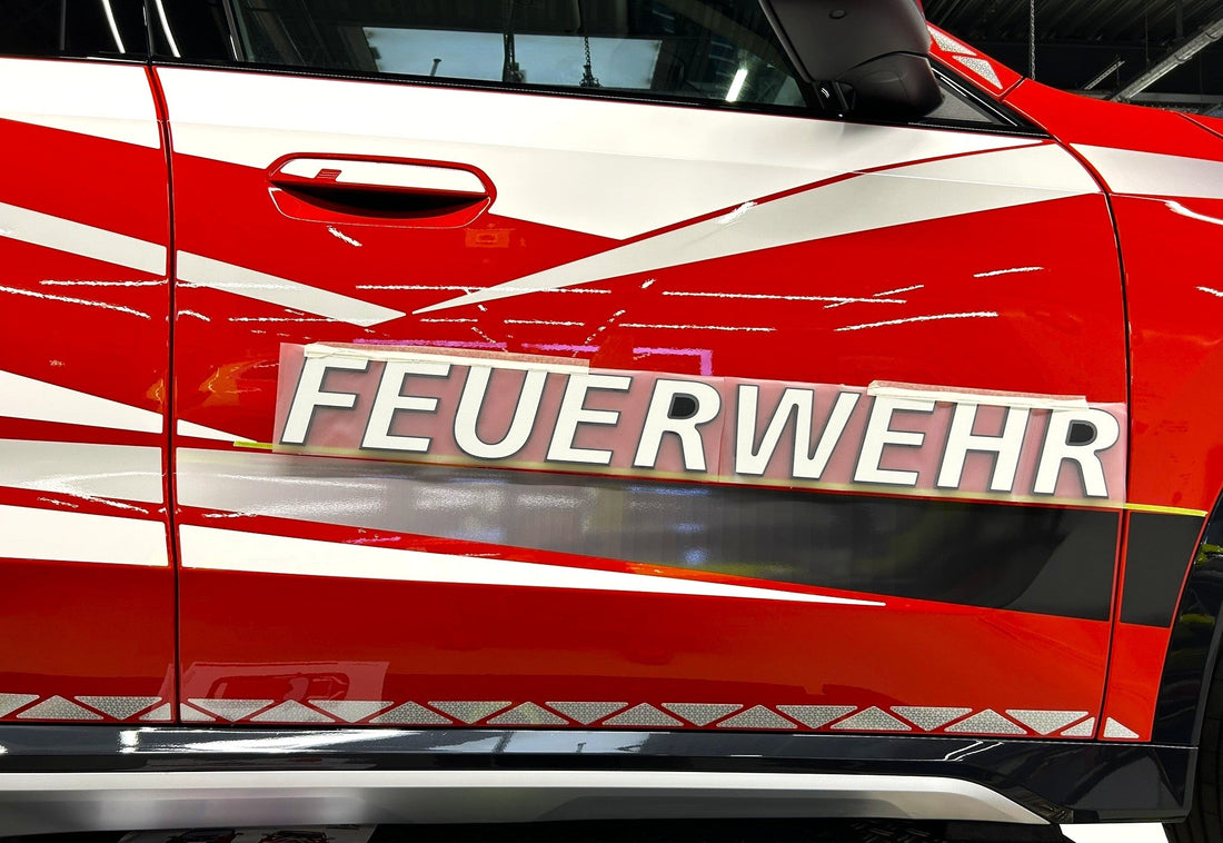 Warnmarkierung nach DIN 30710 – Pflicht, Anbringung und Material